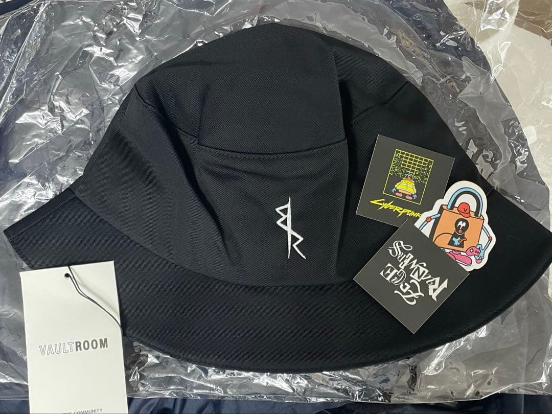 vaultroom × CYBERPUNK BUCKET HAT バケハ
