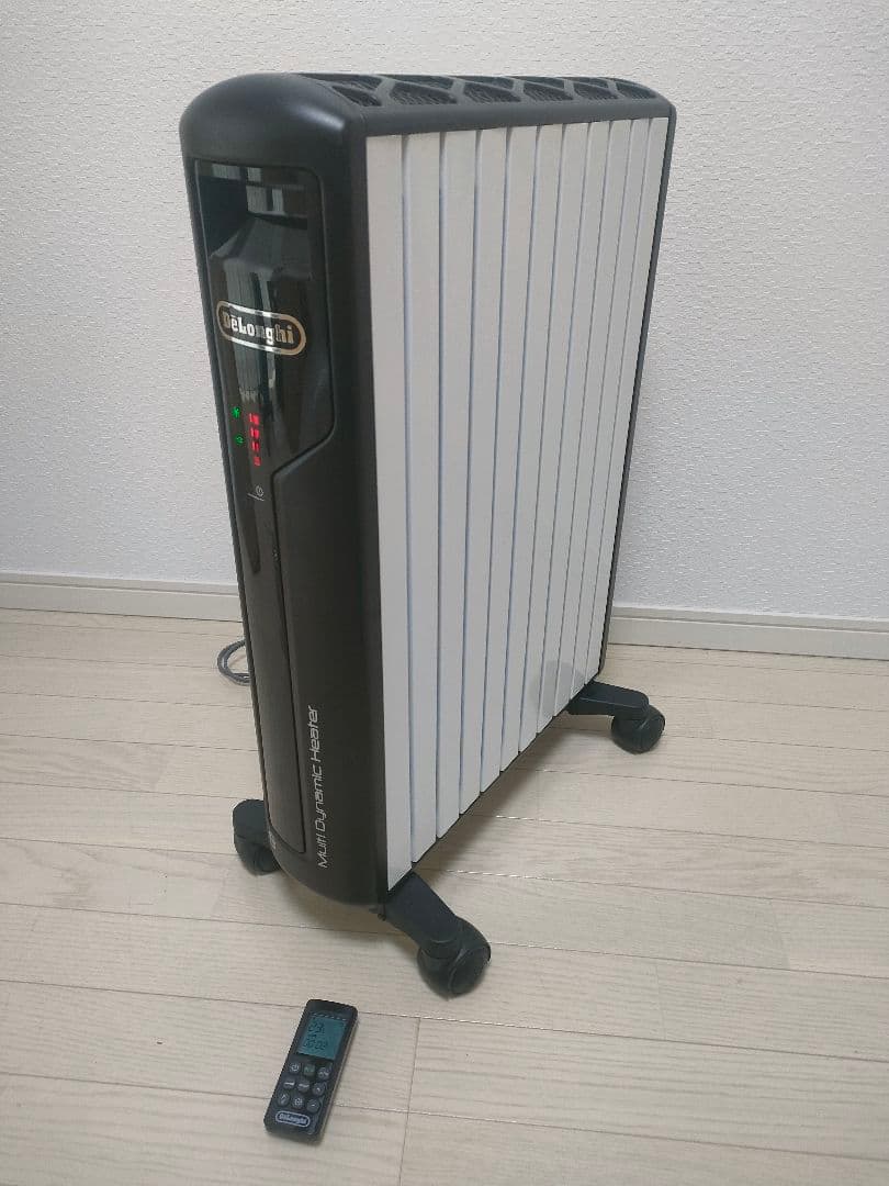 デロンギ　マルチダイナミックヒーター　MDH15BK リモコン付き