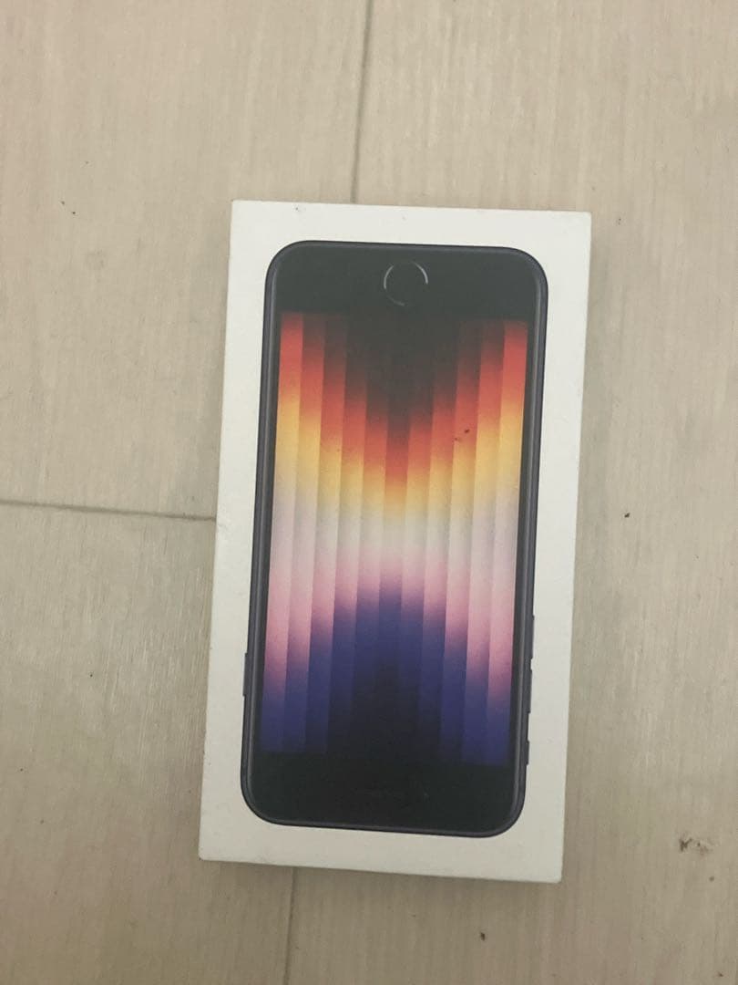 iPhone SE（第3世代）64GB ミッドナイト