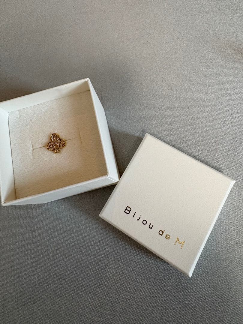 Bijou de M ビジュードエム　トランプピアス（クローバー）