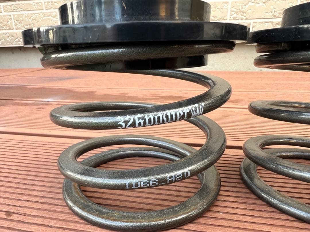 326Power ヘルパースプリング　id66 h80 2.5k