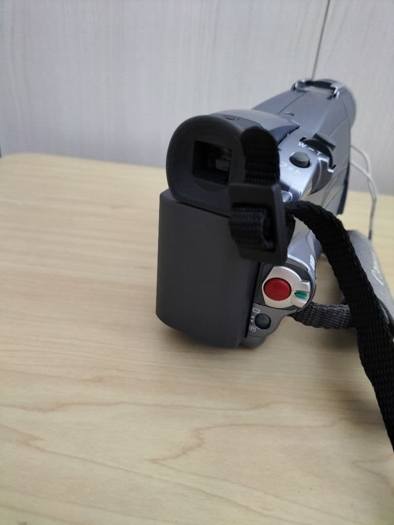 Canon　デジタルビデオカメラ　FV400