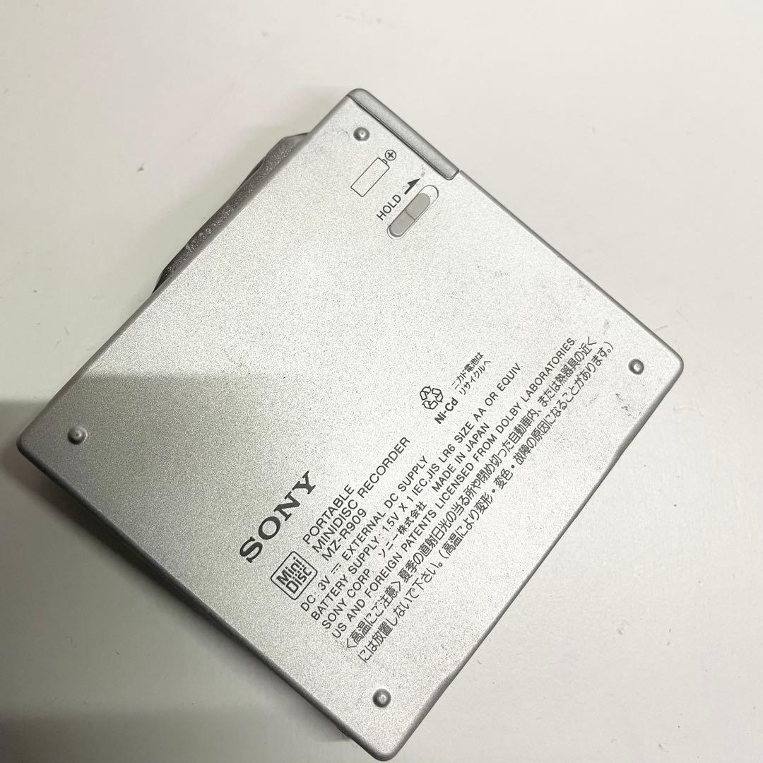 SONY ソニー　MDウォークマン　mz-r909 ポータブル