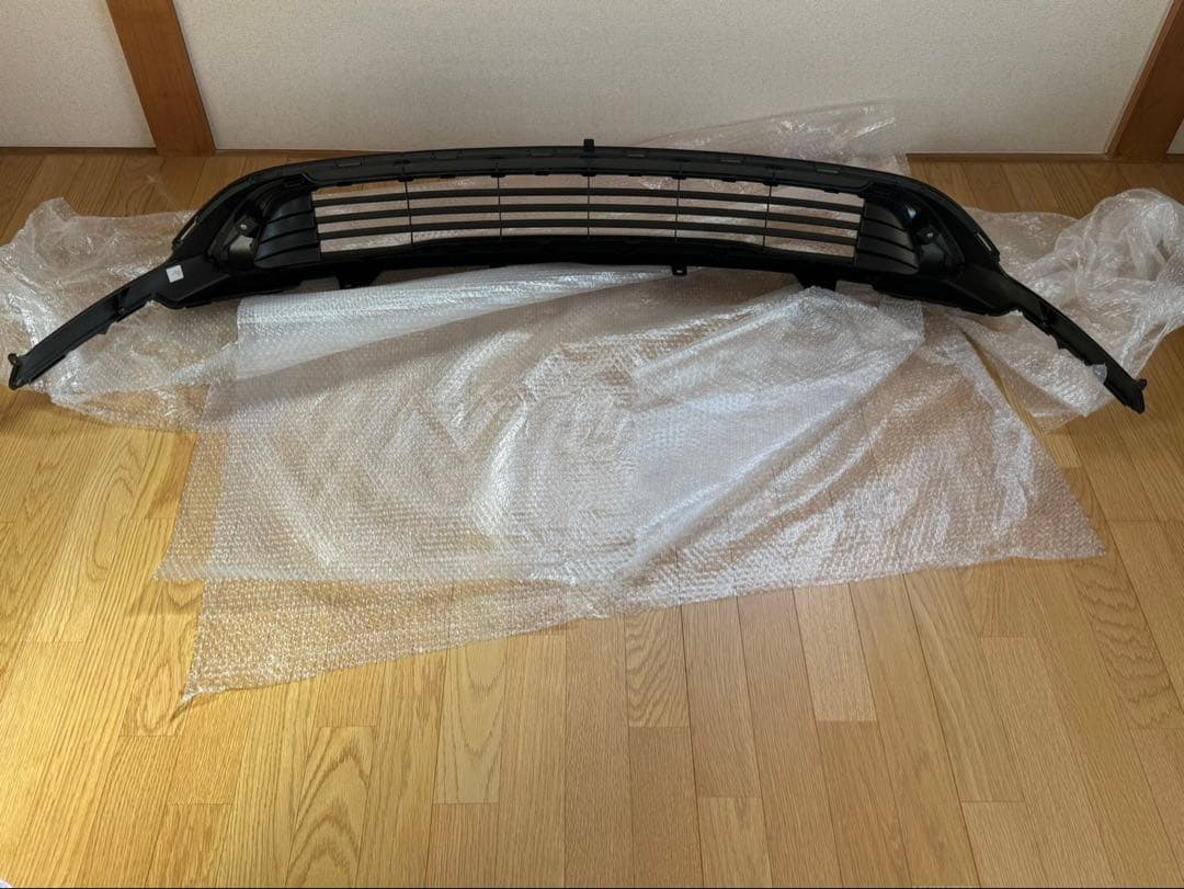 プリウス60☆ZVW60☆Zグレード☆ロアグリル☆納車外し