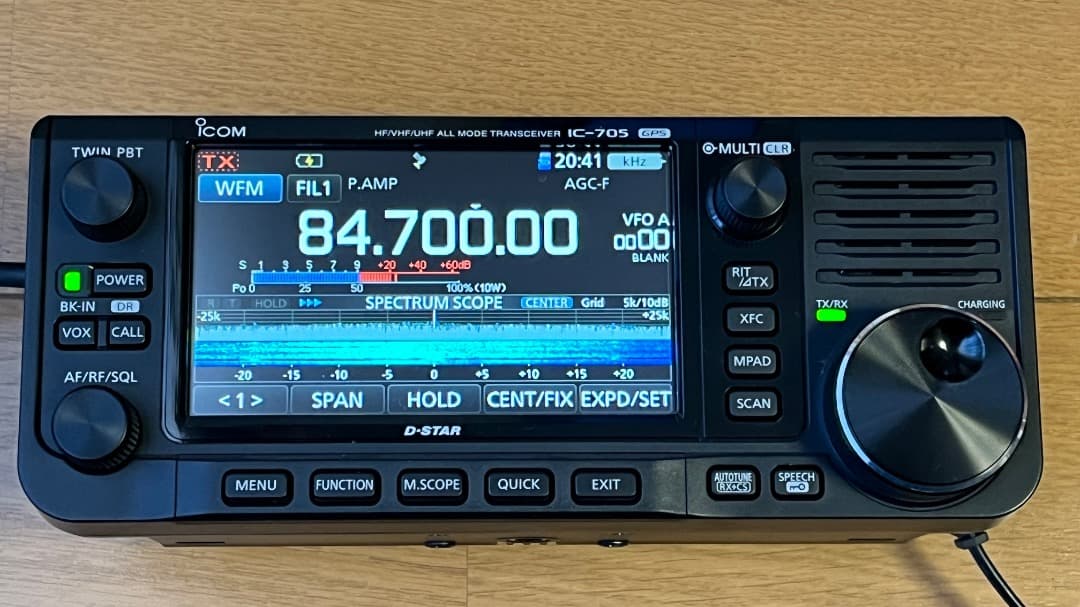 ICOM IC-705 + アンテナ + DC電源
