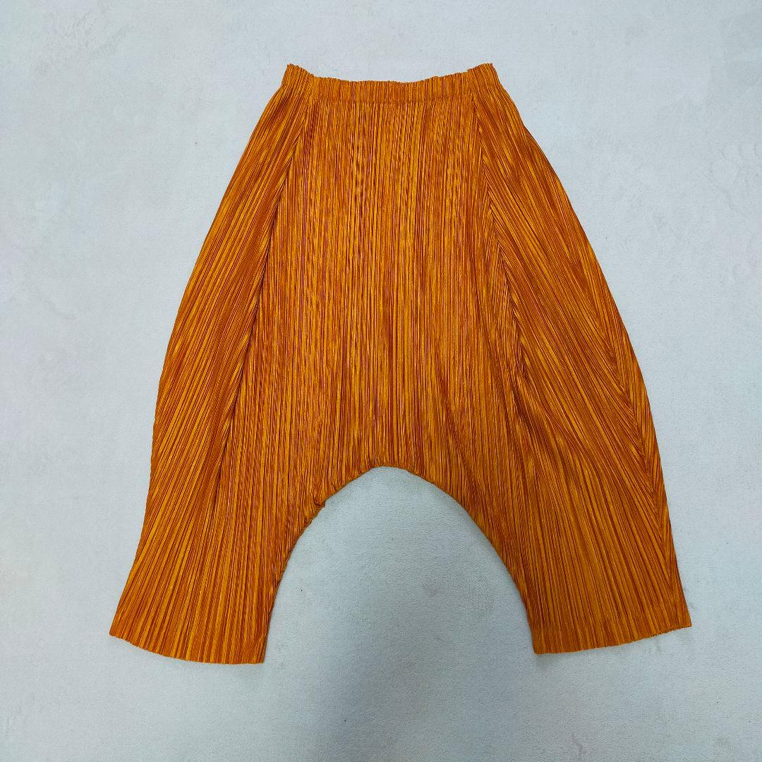 美品　プリーツプリーズ　サルエルパンツ　変形パンツ