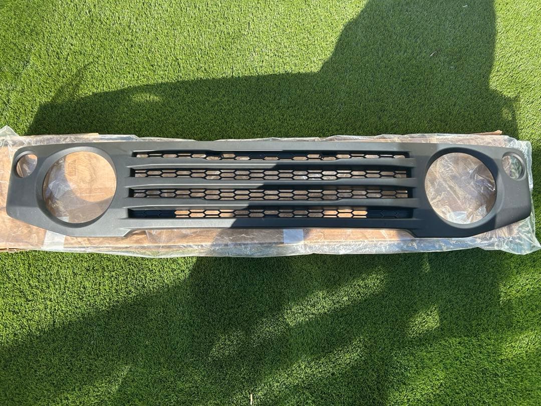 apio アピオ　タクティカルフロントグリル