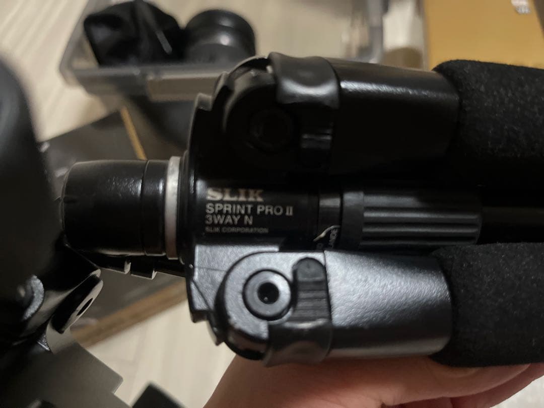 NIKON D550018-55vrII Kit、三脚、