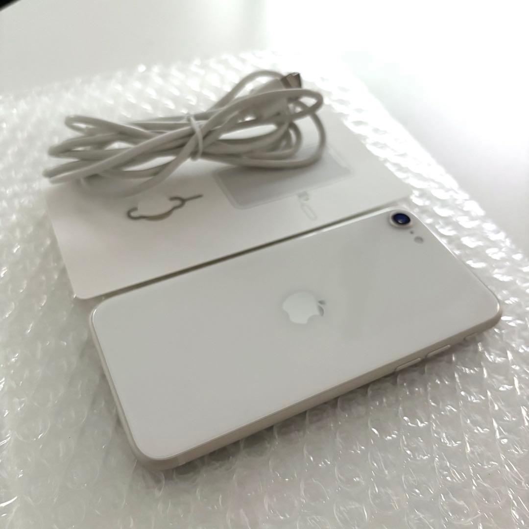 Apple iPhone SE 第3世代 64G スターライト バッテリー78%