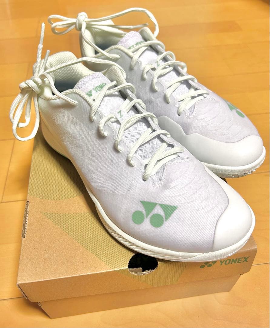 【美品】YONEX バドミントンシューズ 27cm パワークッションエアラスZ