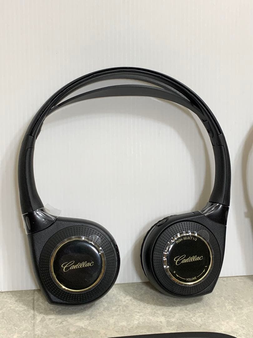 Cadillac ワイヤレスヘッドホン 2台 リモコンセット 23140631