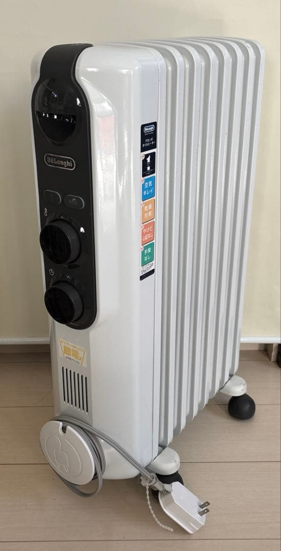 DeLonghi デロンギ　オイルヒーター ホワイト　RHJ35M0812-DG