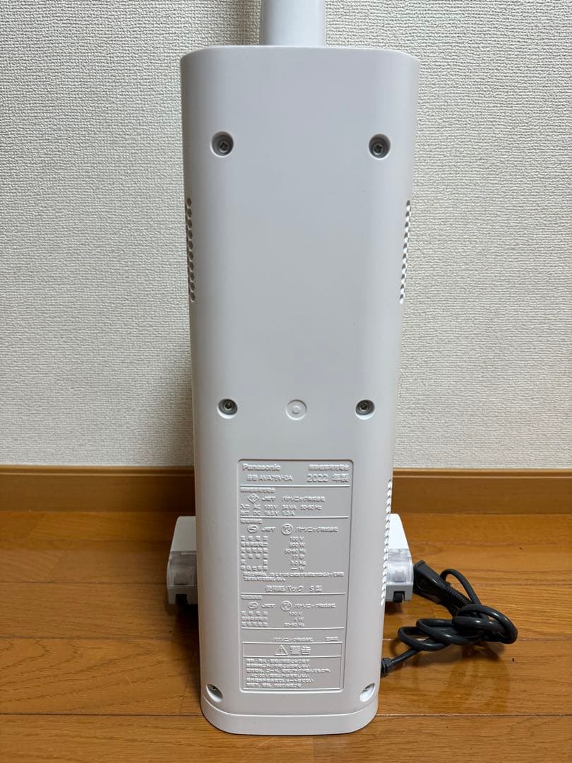 Panasonic コードレス 掃除機 MC-NS10K 22年製　動作保証