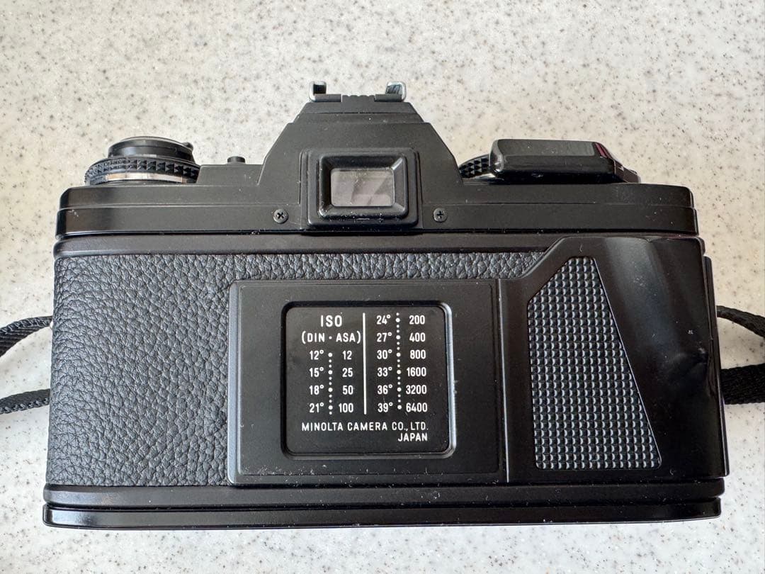 MINOLTA X-700 一眼レフカメラ レンズ4本、フラッシュ付 ジャンク品