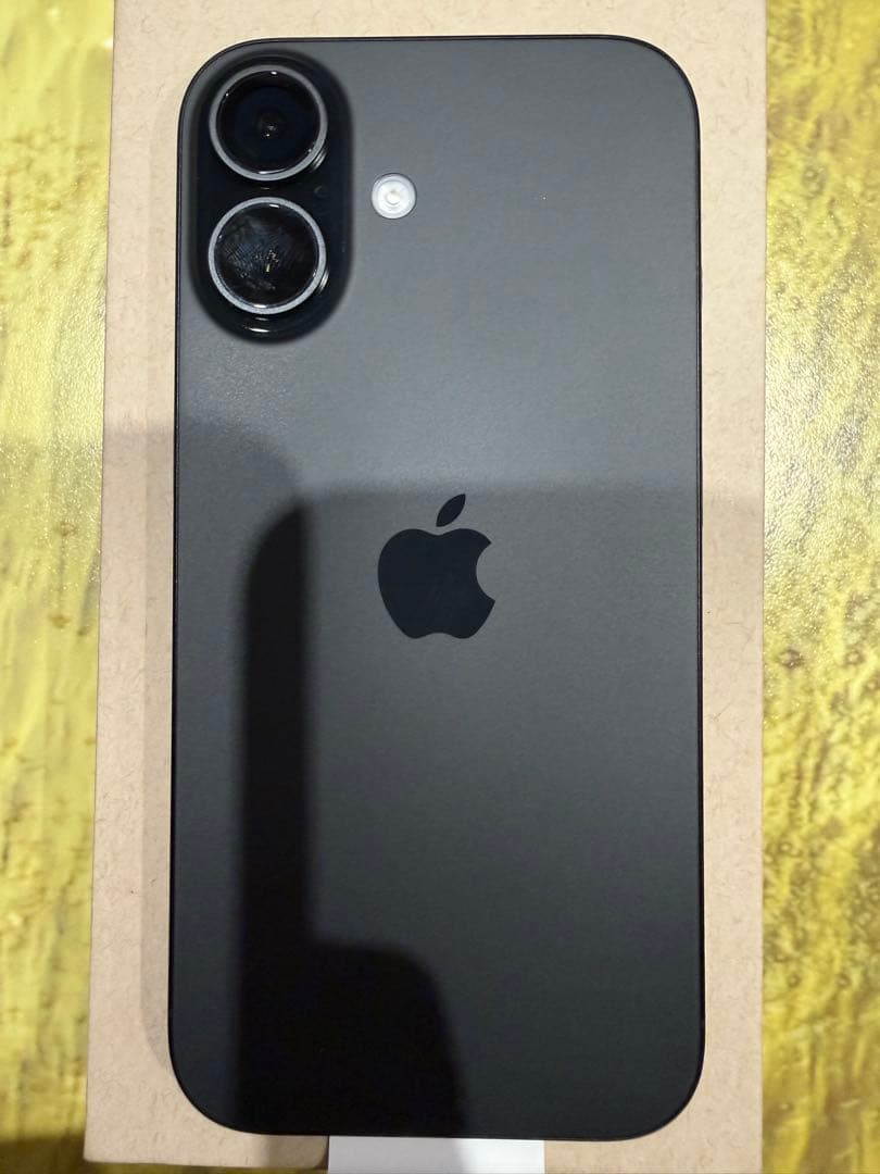 iPhone16ブラック 本体のみ