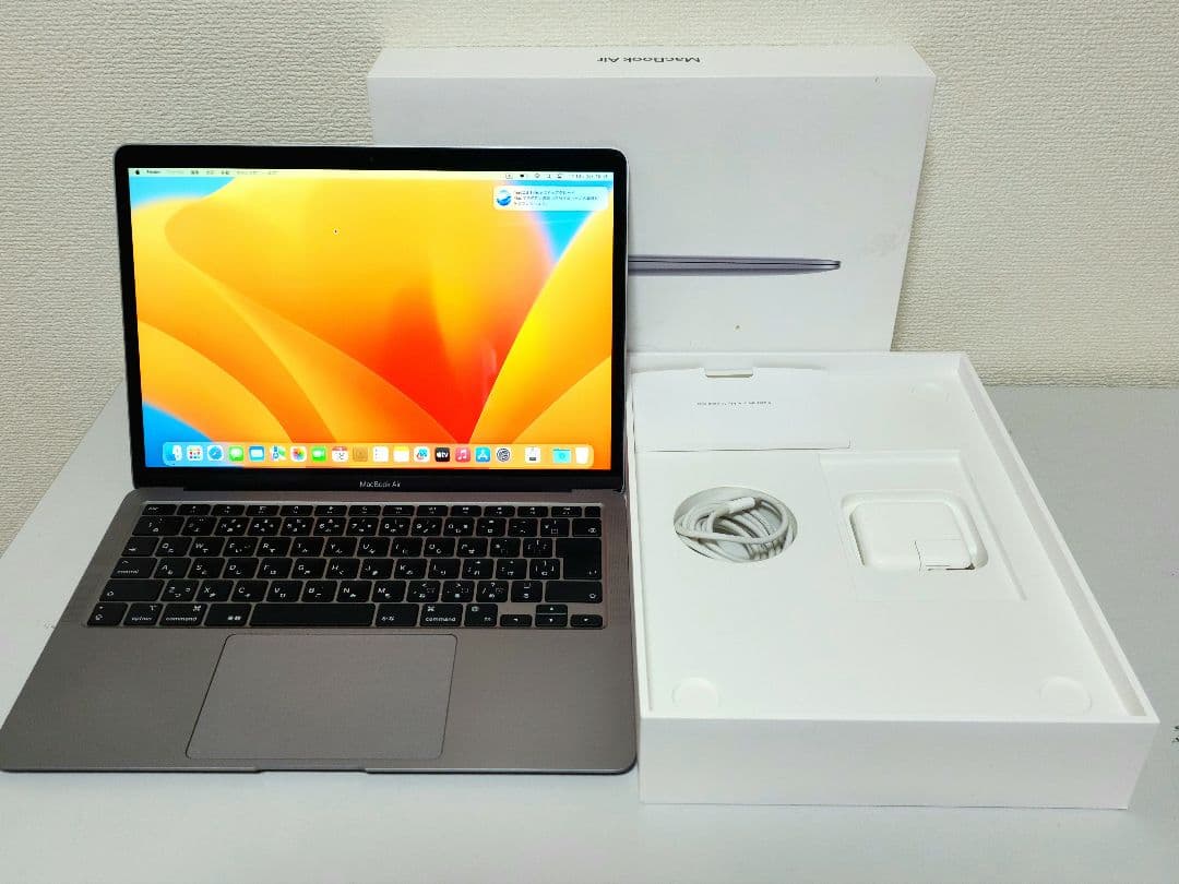 上位モデルMacbook Air 2020 M1/8GB/1TB/53回充電