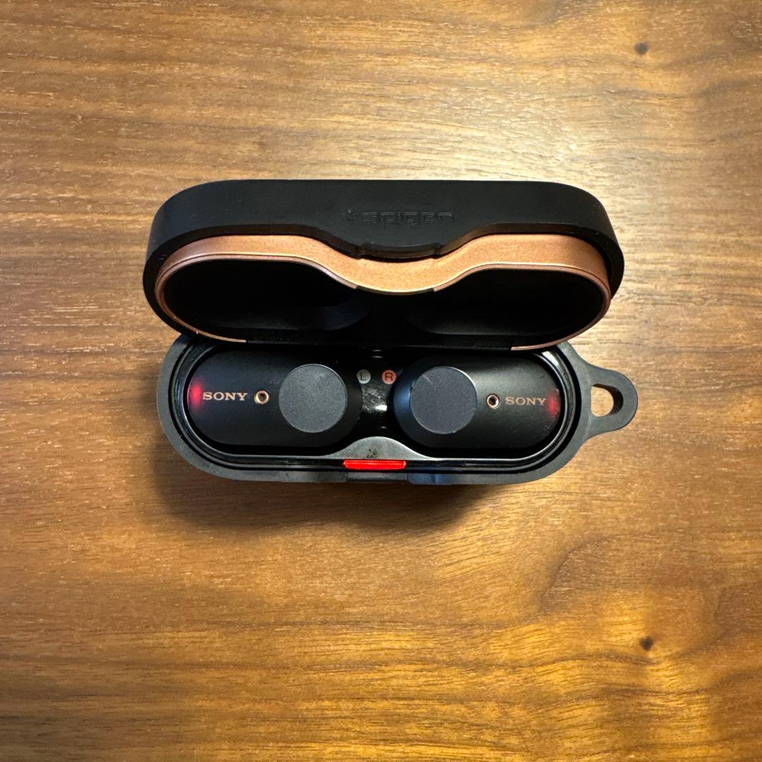SONY WF-1000XM3（Spigenケース付き）