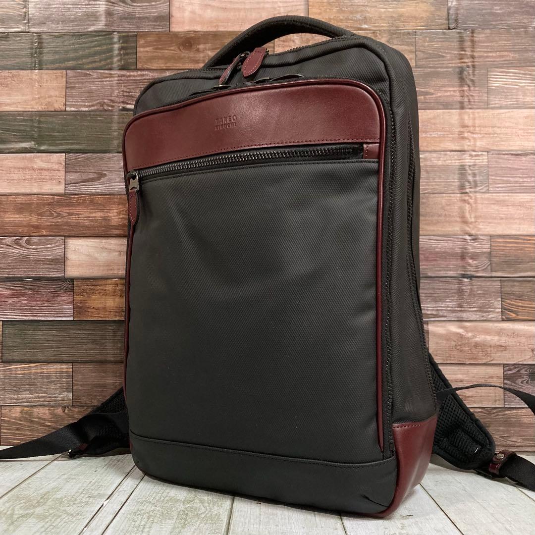 ✨極美品✨　タケオキクチ　現行品　B4可　PC収納　バックパック　ブラック　黒