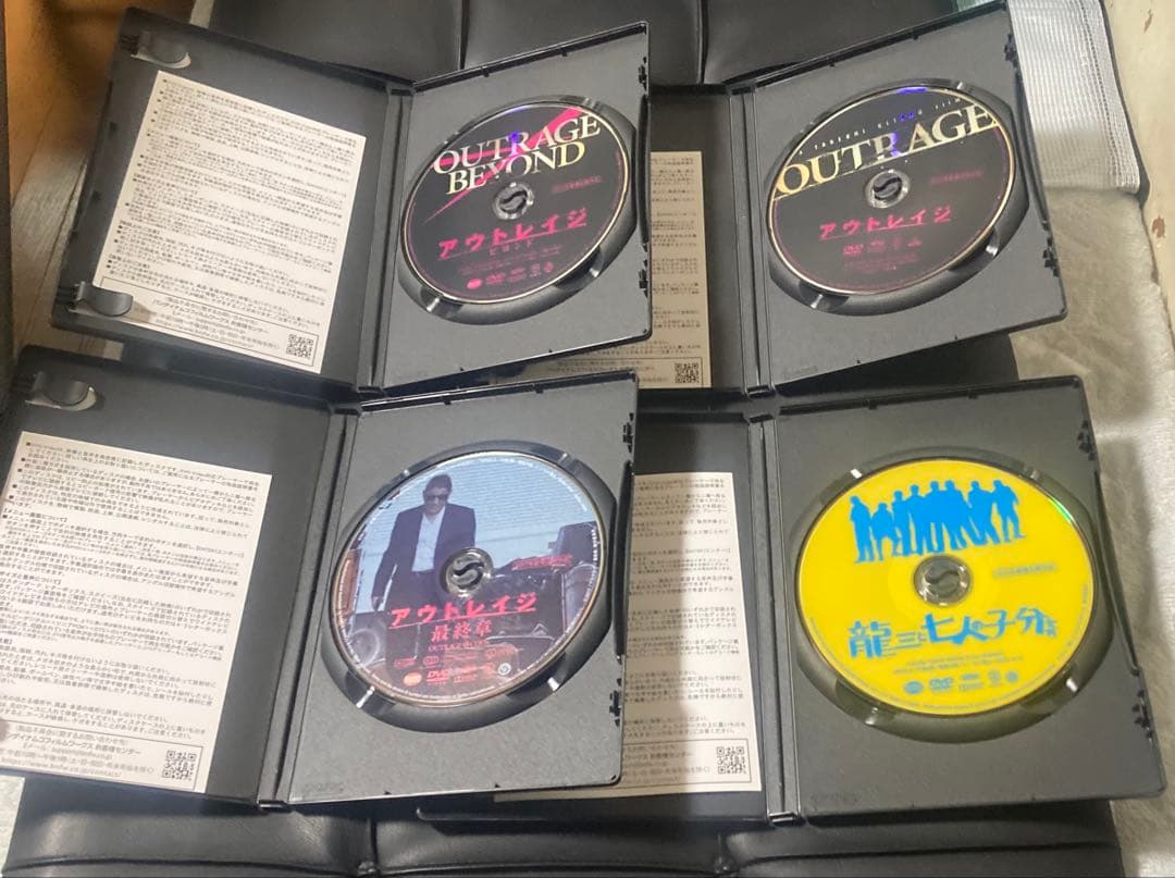 アウトレイジ 全3作 ・龍三と七人の子分たち DVD4枚セット