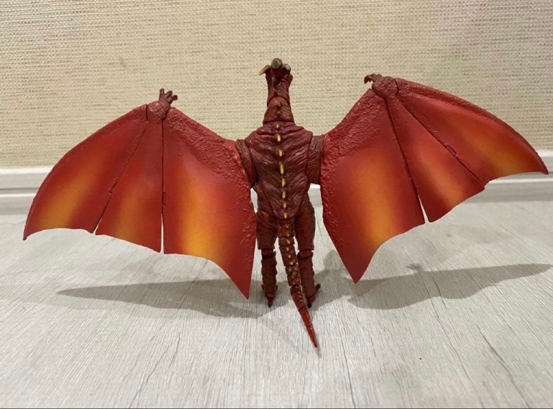 S.H.MonsterArts ファイヤーラドン