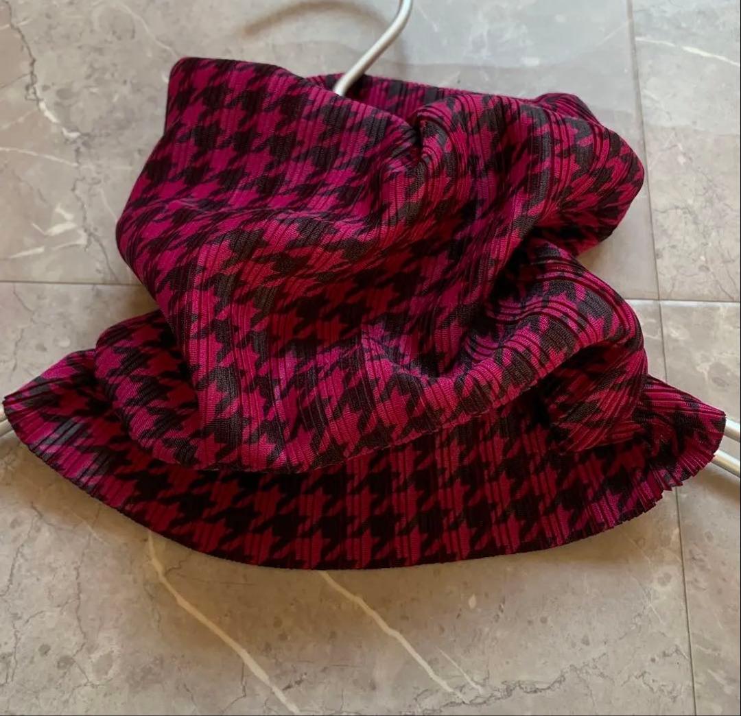 プリーツプリーズ　イッセイミヤケ　ネックウォーマー　　オーチューブ　千鳥格子