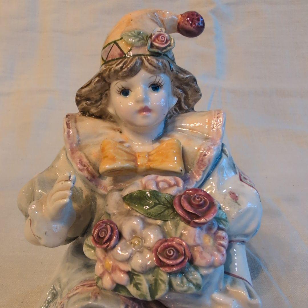 陶器のオルゴール人形　イエスタディ 高さ15cm