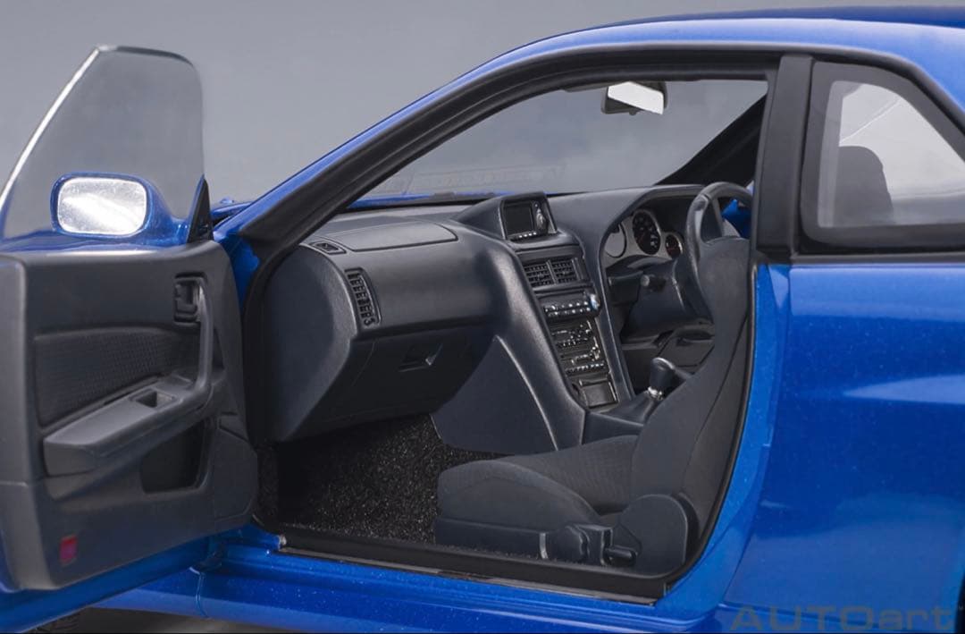 AUTOart 1/18日産 スカイラインGT-R （R34）Vスペック II