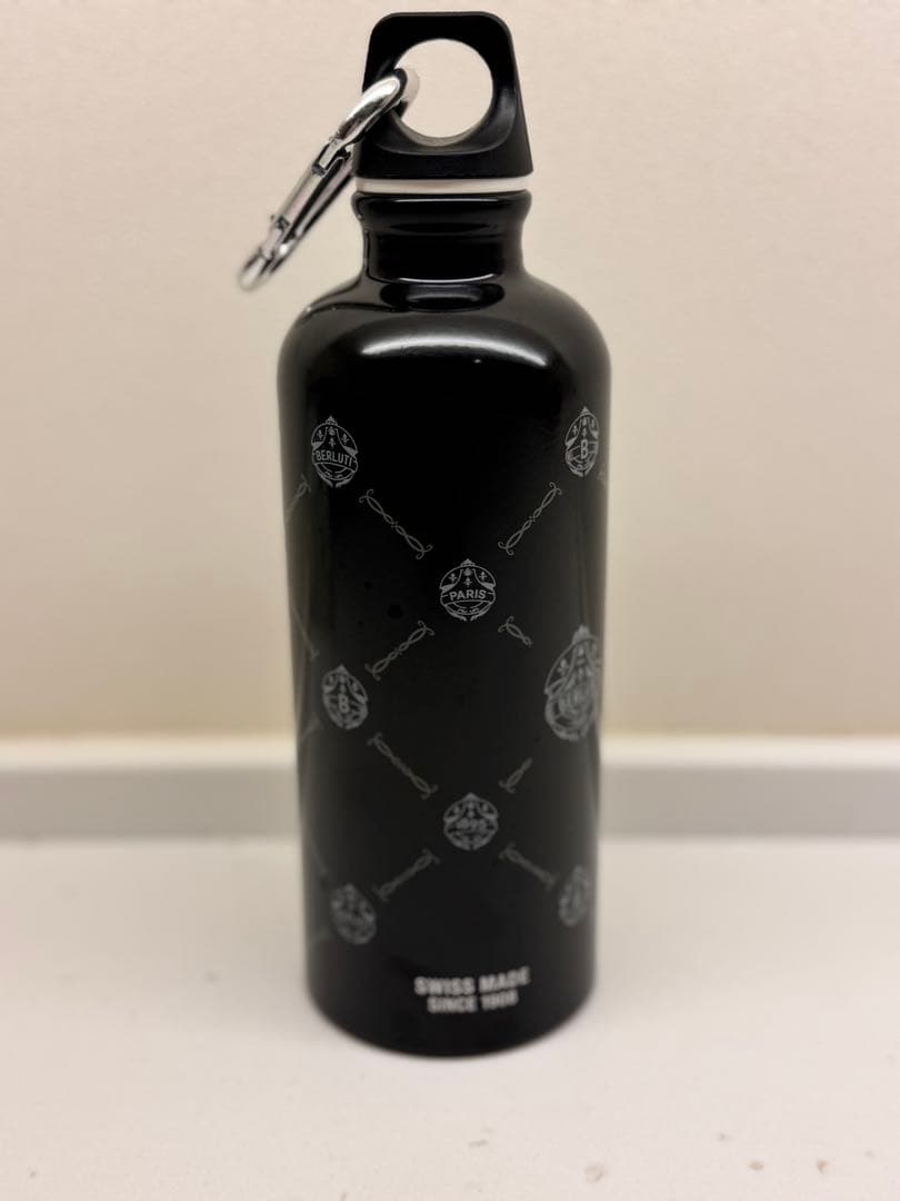 ベルルッティ SIGG水筒