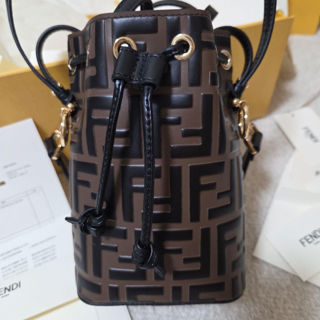 FENDI フェンディ モン トレゾール ブラウンレザー ミニバッグ