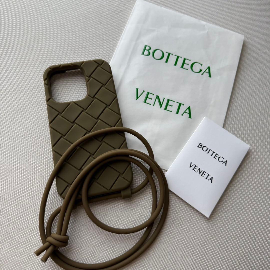【新品未使用】ボッテガ ヴェネタ ショルダー iPhoneケース 14pro