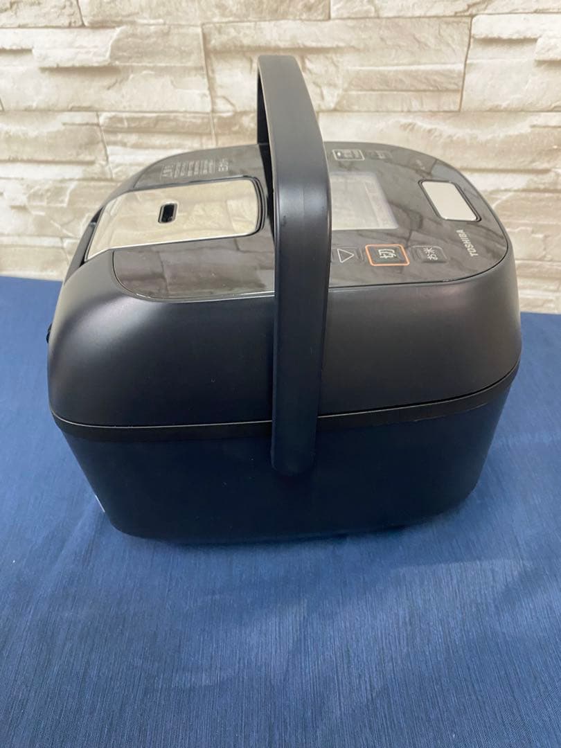 2024年製 TOSHIBA 炊飯器 RC-6PXV 3合炊き