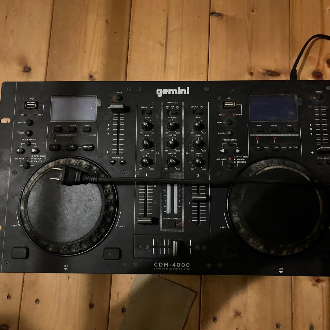 Gemini CDM-4000 DJコントローラー