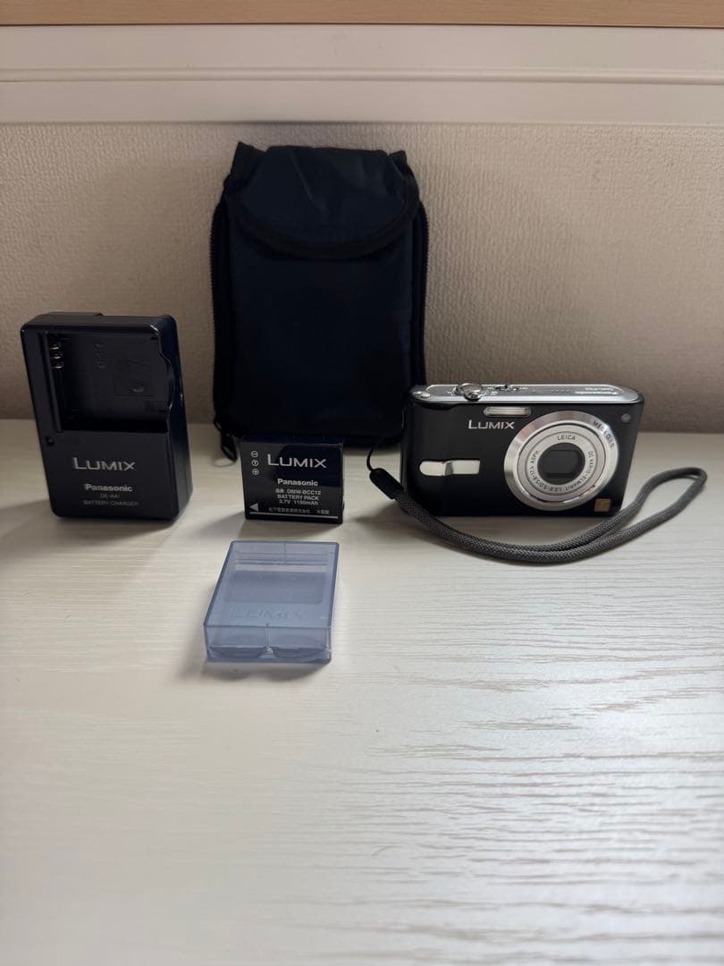 Panasonic LUMIX DMC-FS2 パナソニック ブラック