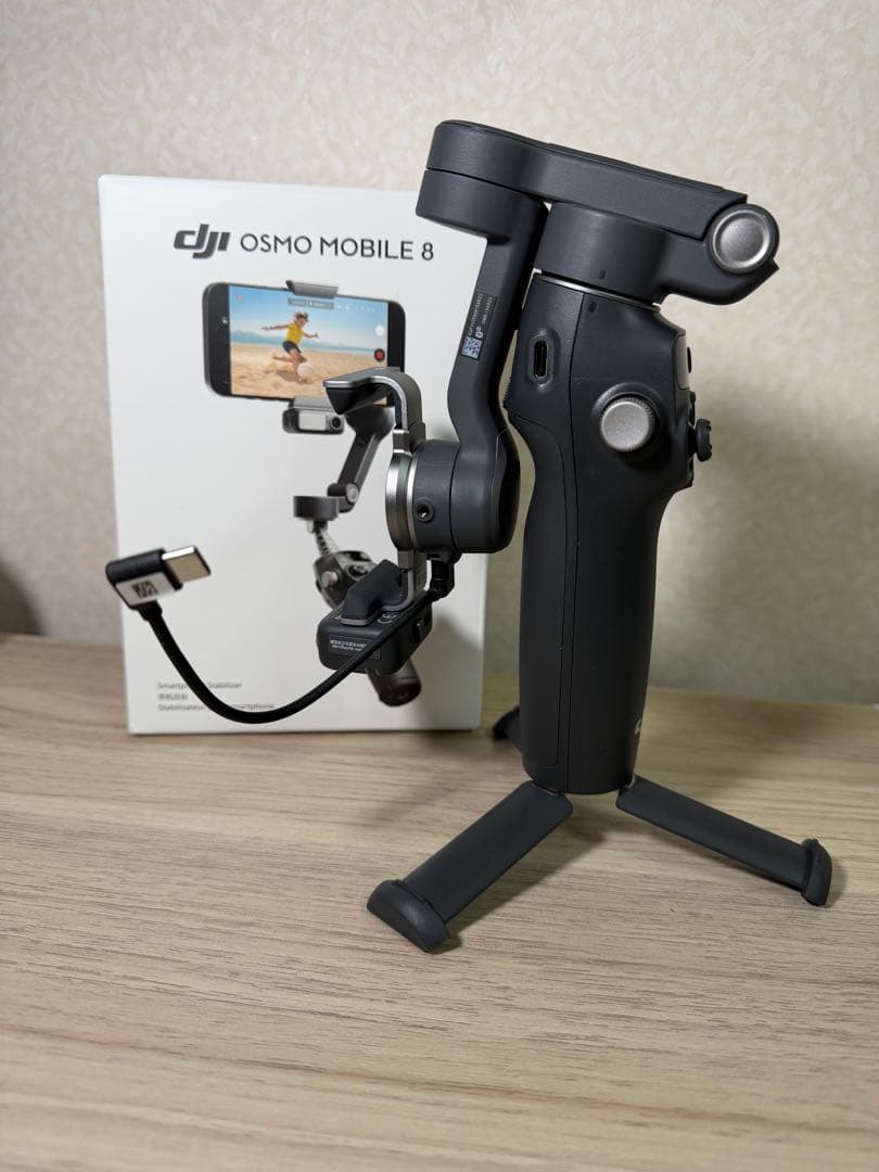 スマホアクセサリー DJI Osmo Mobile 8