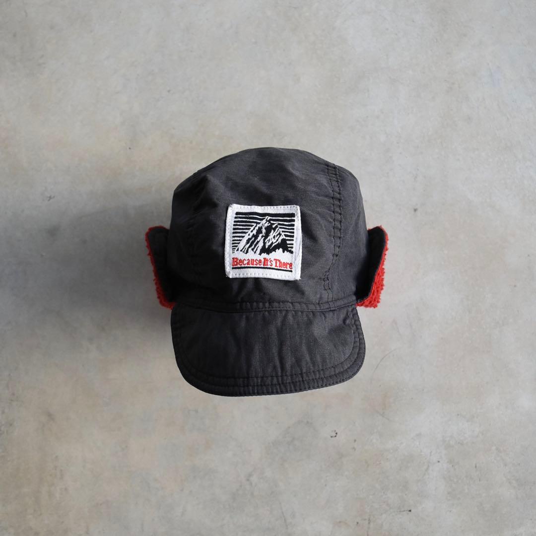 80s90s Because It's There イヤーフラップキャップ黒×赤
