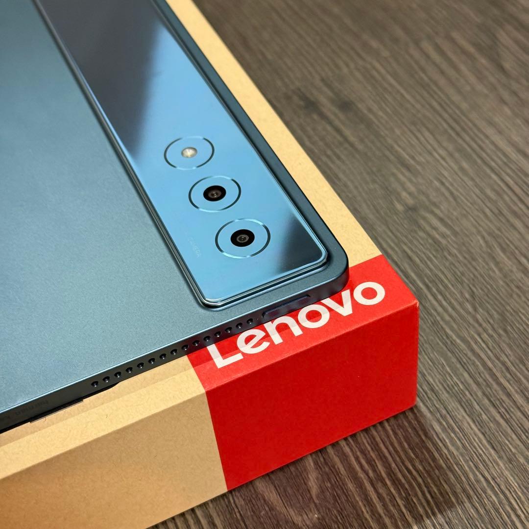 Lenovo Yoga Tab Plus + ペン + キーボード