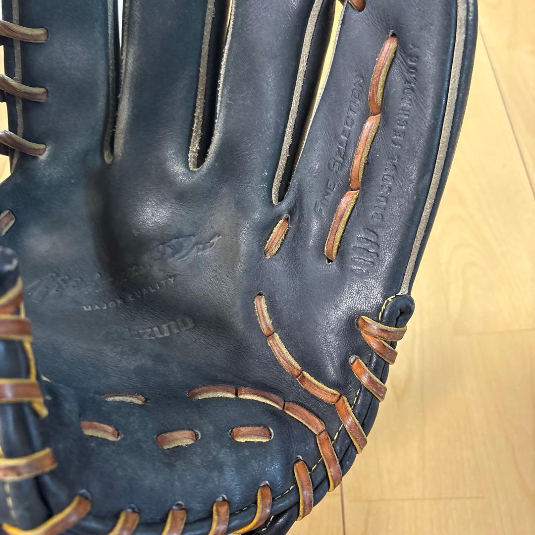 Mizuno Pro 硬式グローブ 黒　しんのすけ5歳