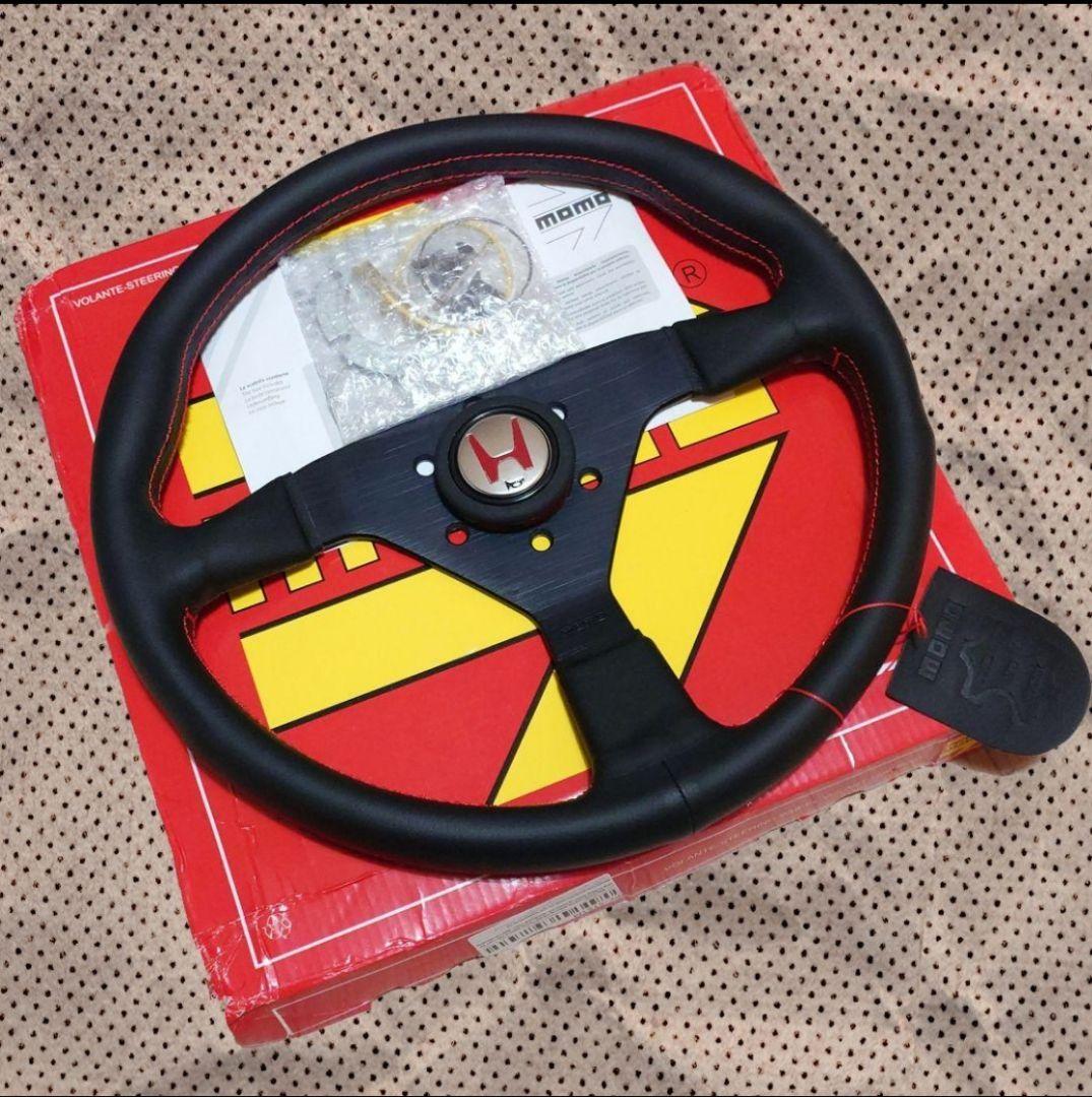 MOMO ステアリング 350mm 黒/赤 3スポーク