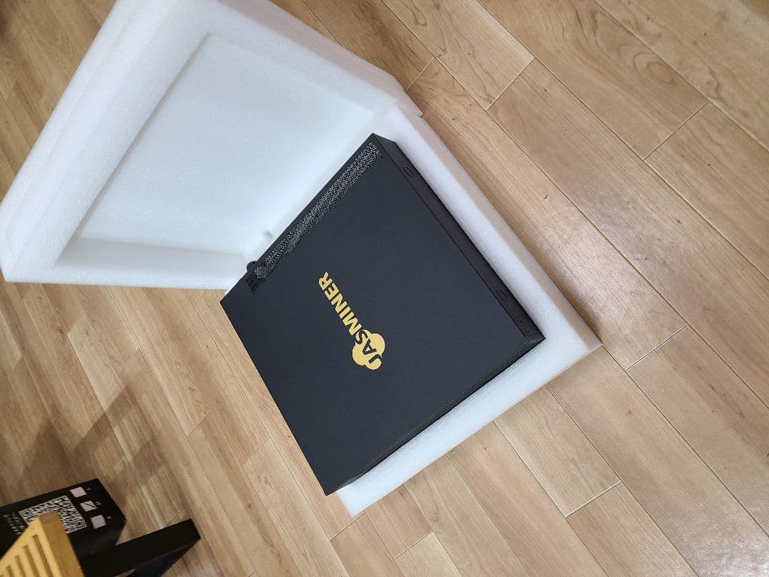 B*y様 jasminer x16-q 1950 mh 620w 中古