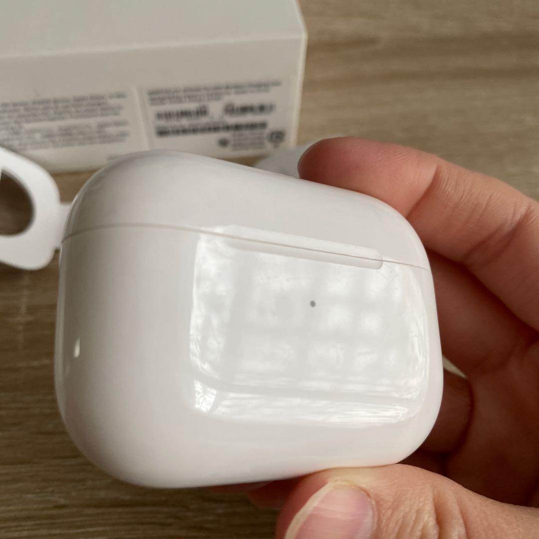 正規品！AirPods Pro 本体 充電ケース付き ホワイト