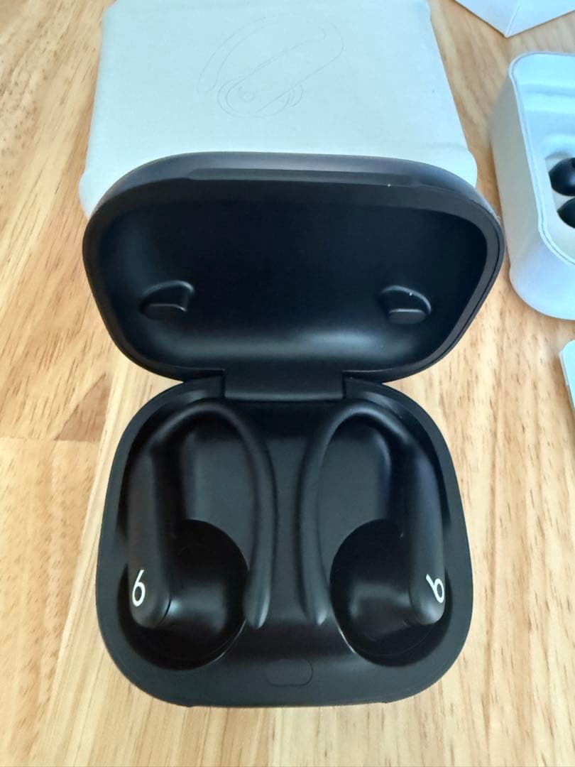 【最終値下げ】Powerbeats Pro2 ワイヤレスイヤホン ブラック