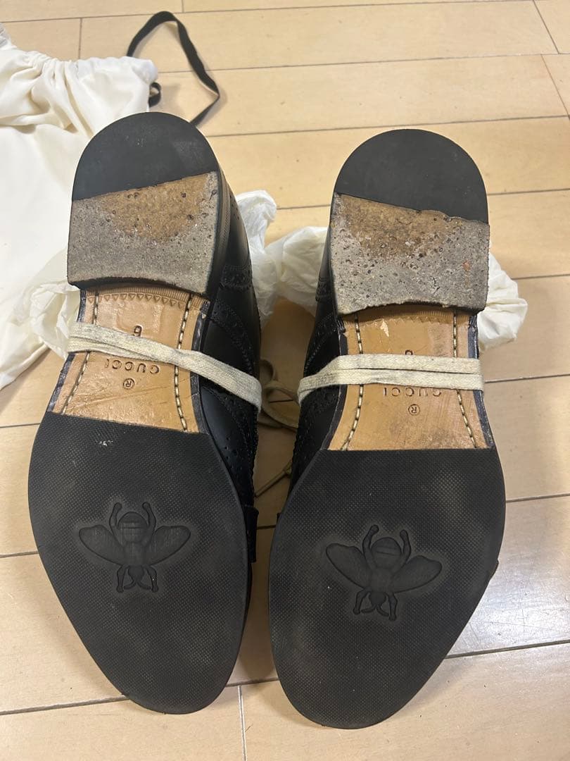 GUCCI 革靴 BEE 蜂 ローファー